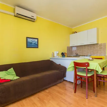 App For 4 Persons, Beautiful Sea View, 15 Apartamento