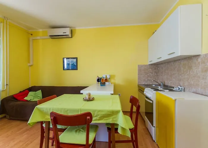 App For 4 Persons, Beautiful Sea View, 15 Rabac